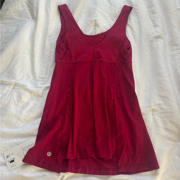 Lululemon Wrappers Delight Tank NWT Size 4 - Picture 3 of 6